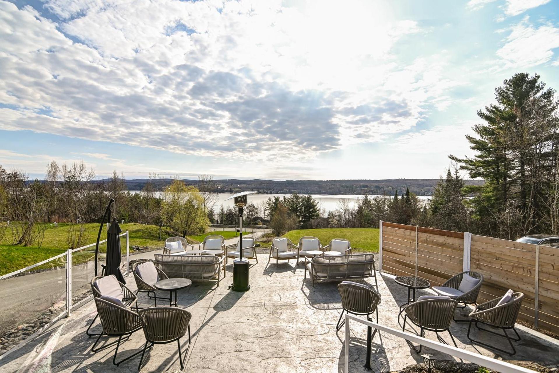 Location Au Sommet Du Lac Magog Екстер'єр фото